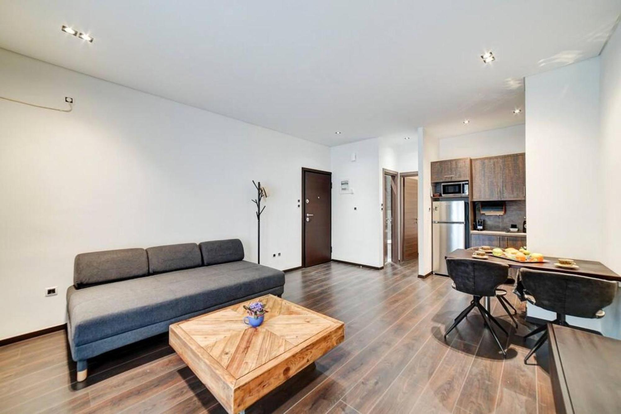 Classy And Stylish Apartment Next To Hilton 雅典 外观 照片