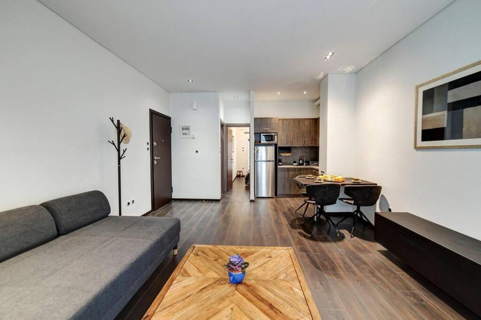 Classy And Stylish Apartment Next To Hilton 雅典 外观 照片